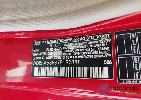 2000 Mercedes-Benz Sl 500 z USA, uszkodzony, nr VIN WDBFA68F8YF192388